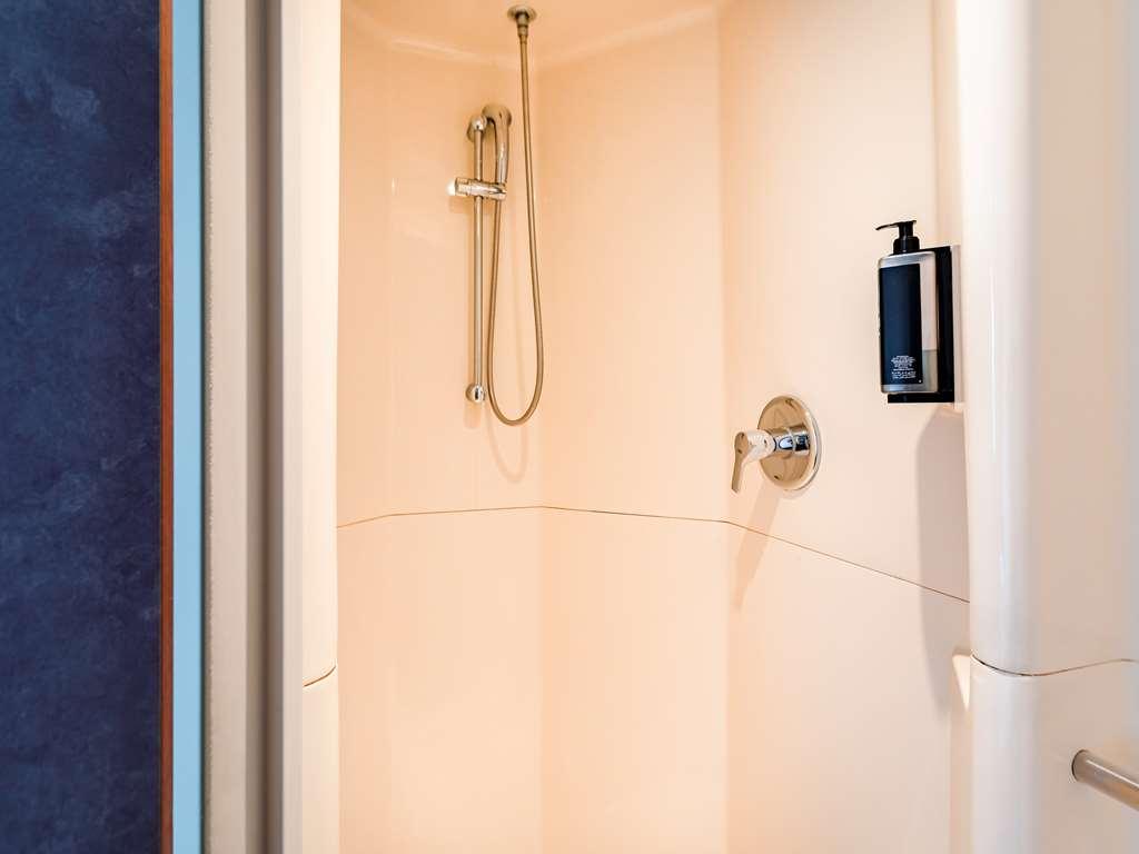 Ibis Budget Lyon Villeurbanne Room photo