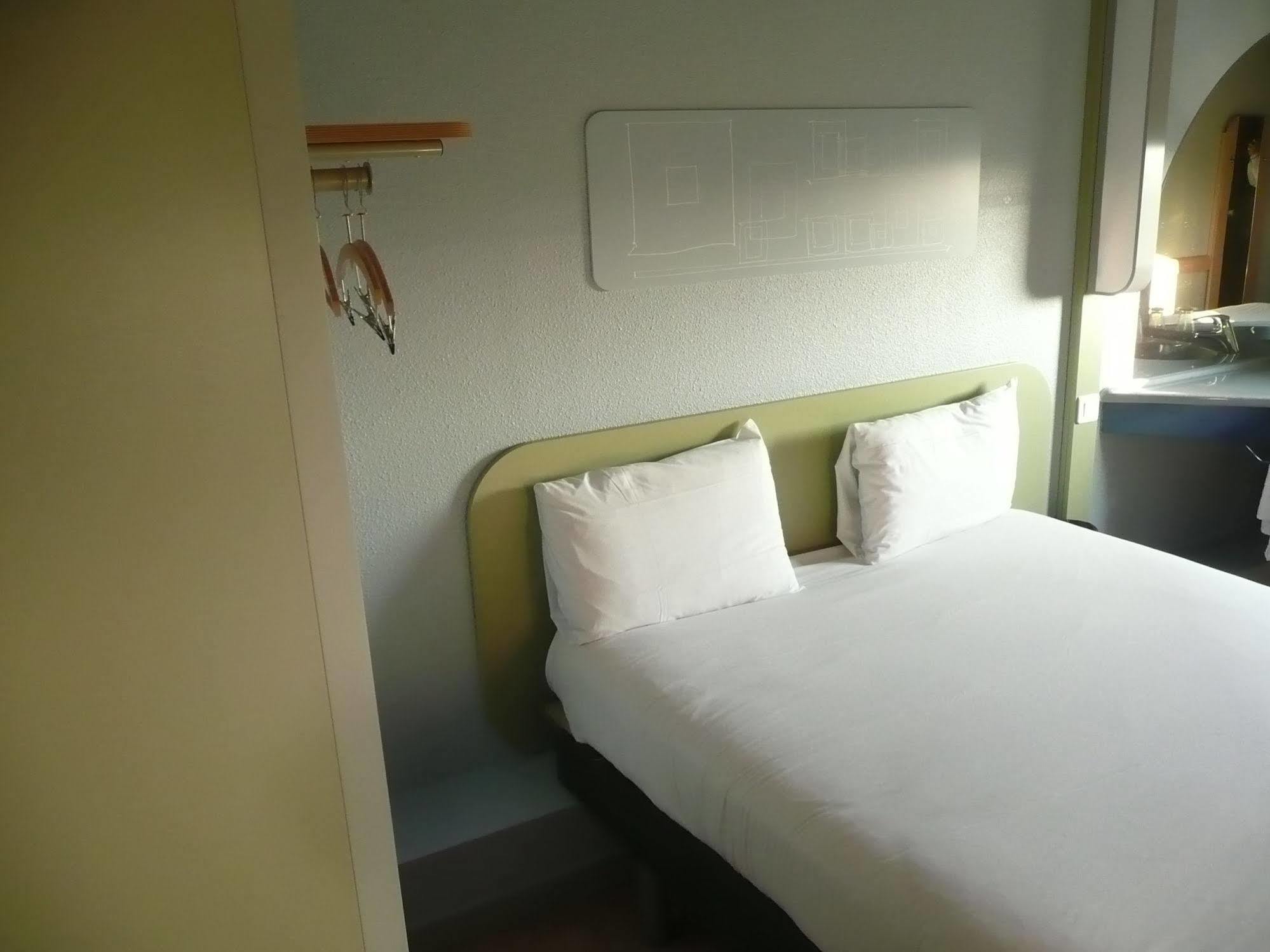 Ibis Budget Lyon Villeurbanne Exterior photo